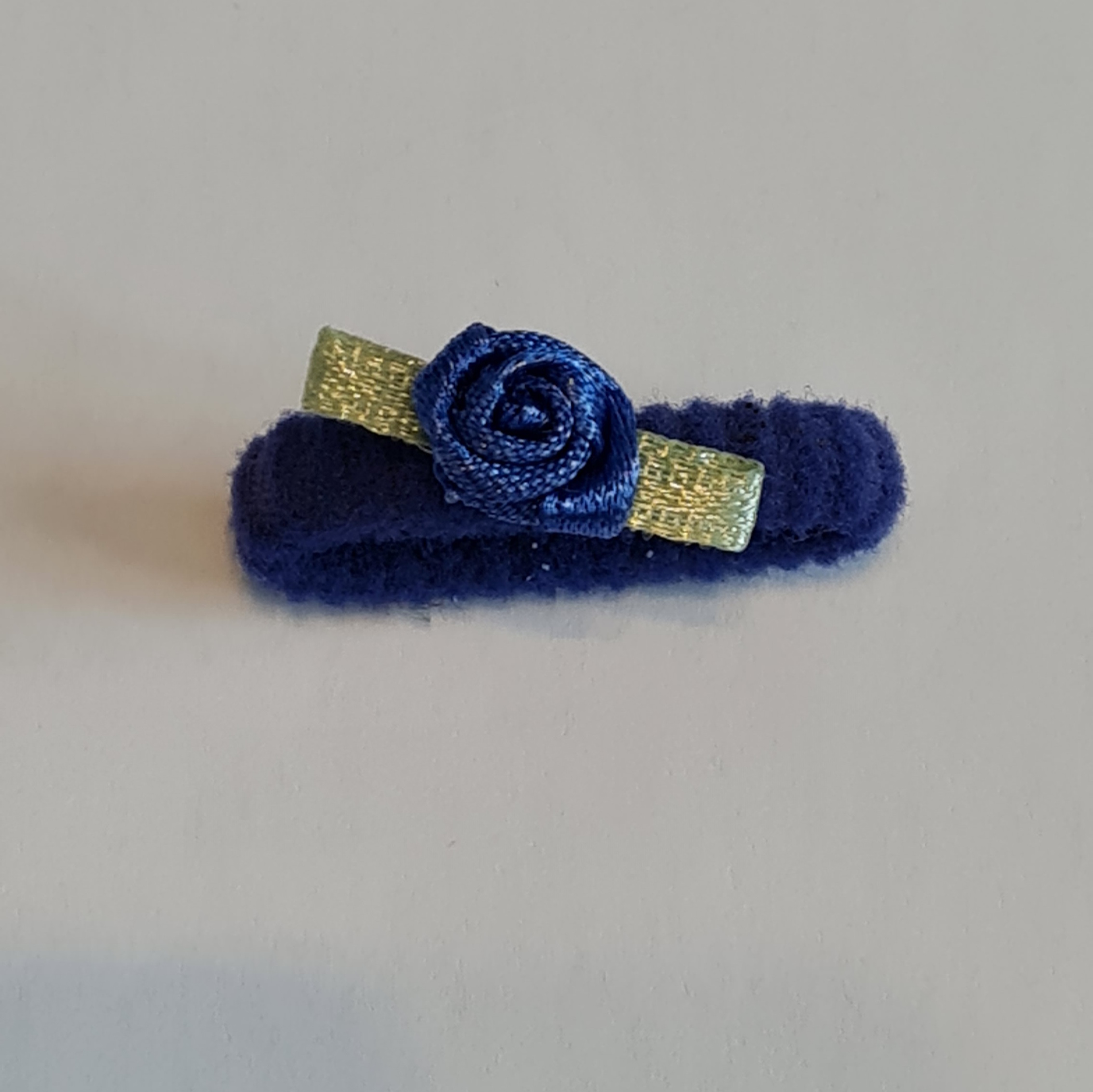 Gumička s květinkou 1,5cm, modrá
