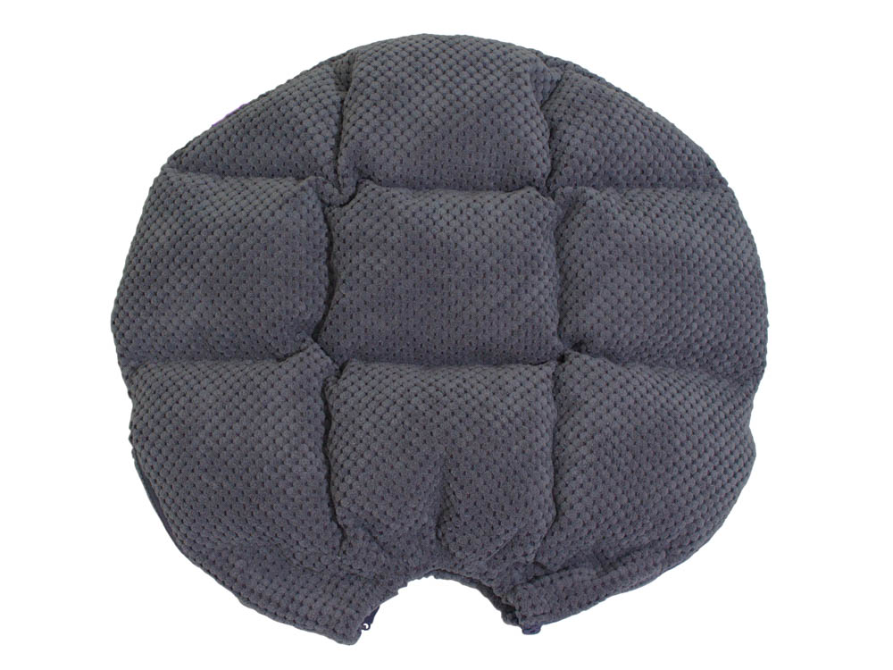 Pillow wrap for a drop-shaped shelf