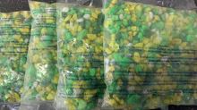 Akvarijní kamínky málé zeleno-žlutý mix 450g