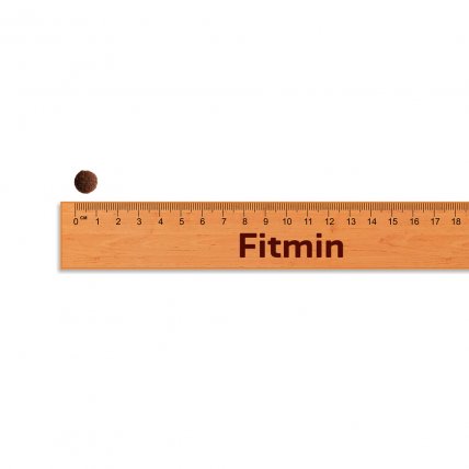 Kvalitní krmivo pro kastrované kočky Fitmin for Life. Detail velikosti krmiva.